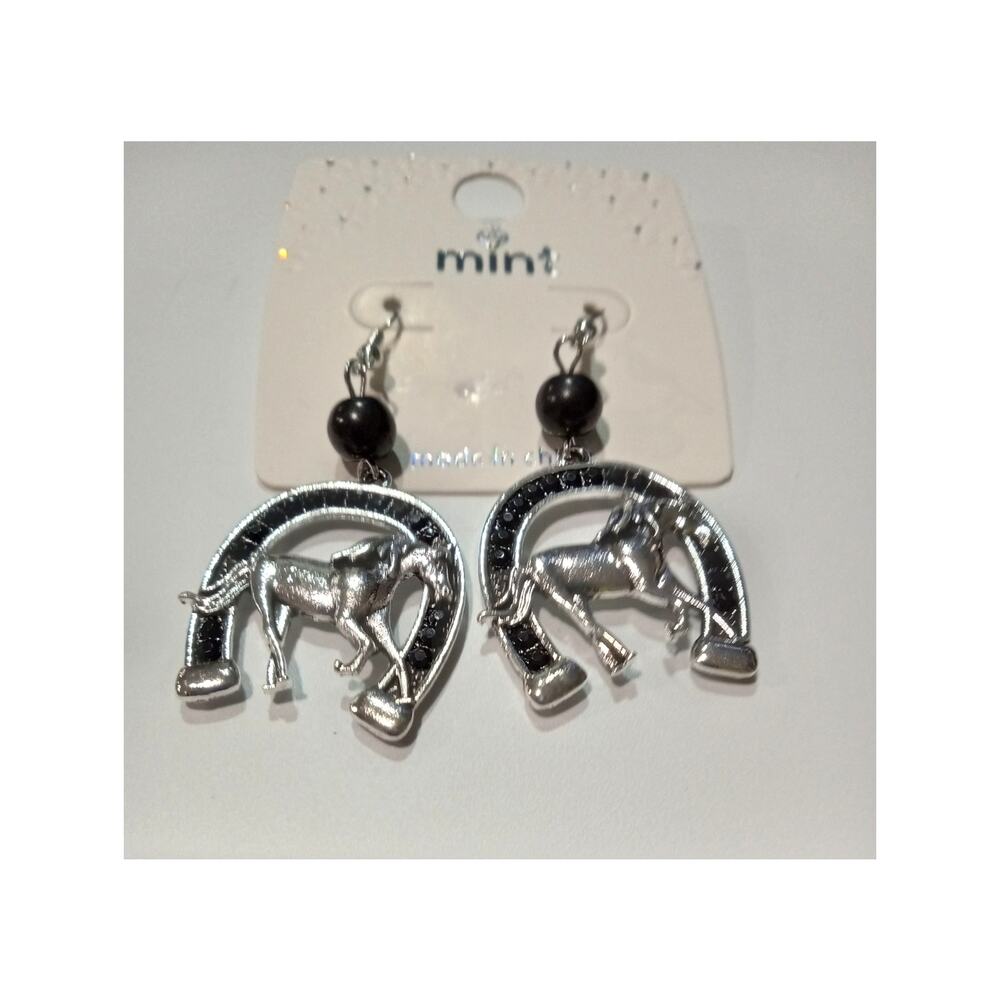Silver and Black Horse Earrings Horseshoe 507-508